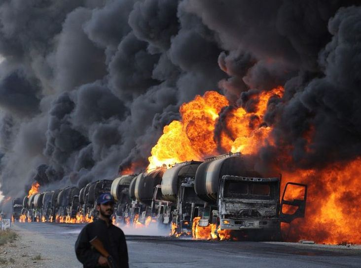 isisoilconvoyburningcrop